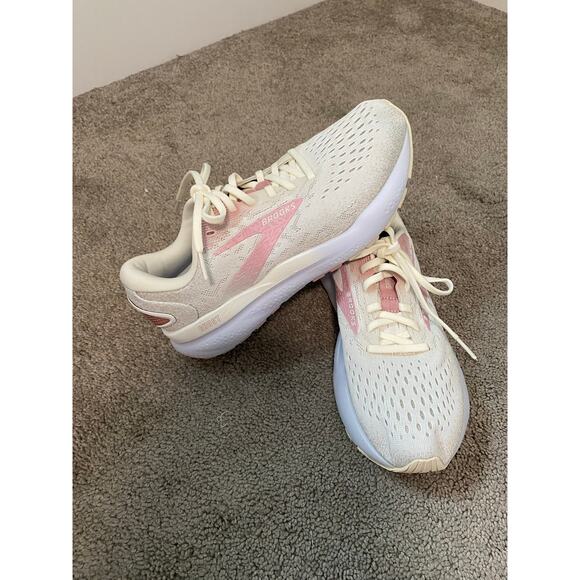 Brooks Women's Ghost Sneakers, Tan and Pink Size 8.5 - Picture 1 of 4